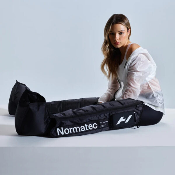 ⁦מערכת שרוולי רגליים Hyperice Normatec Premier Package⁩ – תמונה ⁦7⁩