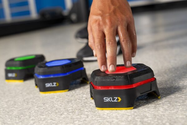 ⁦מערכת אימון חכמה לתגובה וזריזות - SKLZ Reactive Flash⁩ – תמונה ⁦2⁩