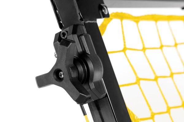 ⁦ריבאונדר מקצועי לאימון כדורגל - SKLZ Soccer Trainer Pro⁩ – תמונה ⁦3⁩
