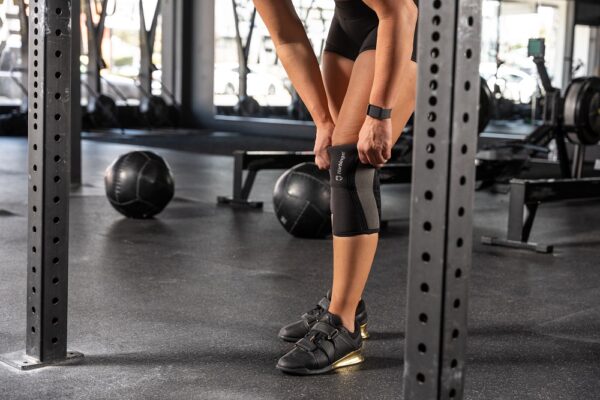 ⁦שרוול ברך 7 מ"מ - Harbinger Pro Knee Sleeves 7mm⁩ – תמונה ⁦11⁩