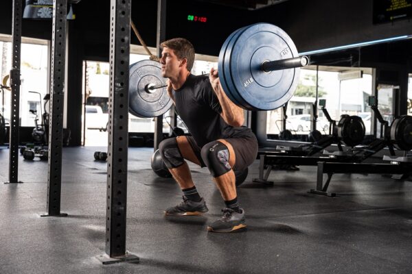 ⁦שרוול ברך 7 מ"מ - Harbinger Pro Knee Sleeves 7mm⁩ – תמונה ⁦17⁩